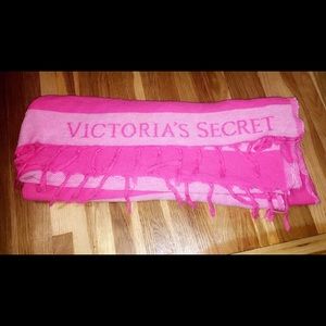 Victoria’s Secret pink blanket